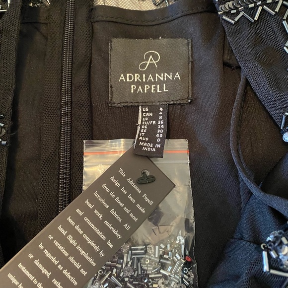 NWT Adrianna Papell Black Beaded Short Sleeve Long Formal Gown Size 4 - Picture 7 of 11